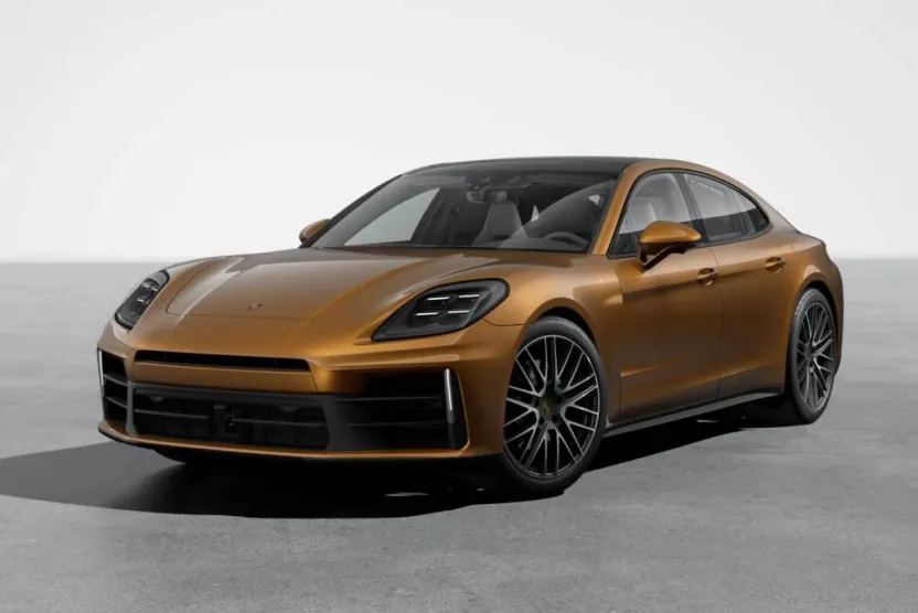 2026 Porsche Panamera 4 photo 1