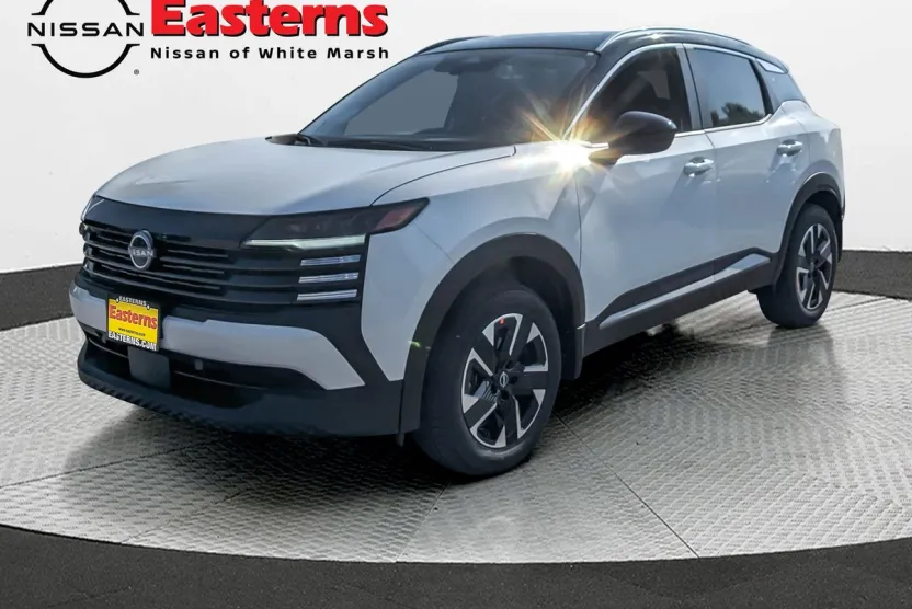 2025 Nissan Kicks SV photo 1