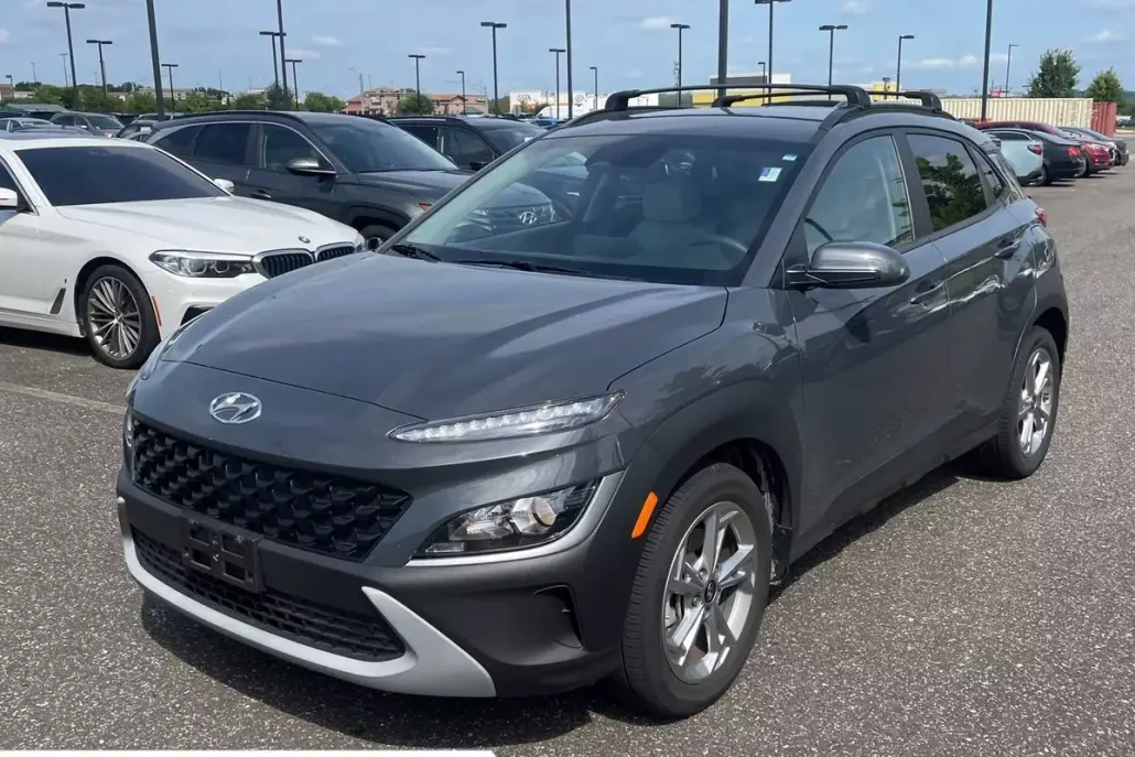 2023 Hyundai Kona SEL photo 1