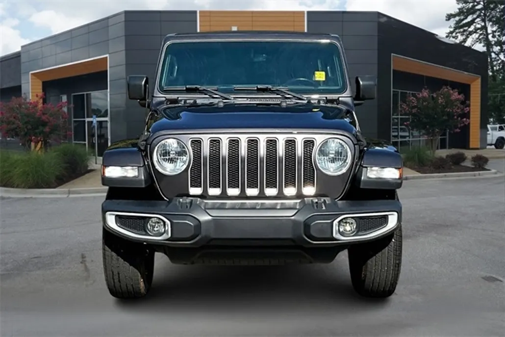 2018 Jeep Wrangler Unlimited Sahara photo 1