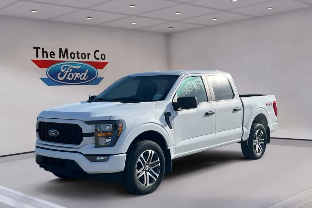 2023 Ford F-150 XL photo 1
