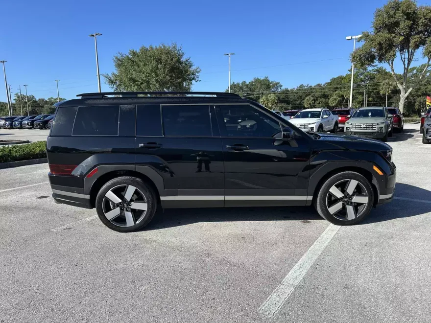 2024 Hyundai Santa Fe Limited photo 1