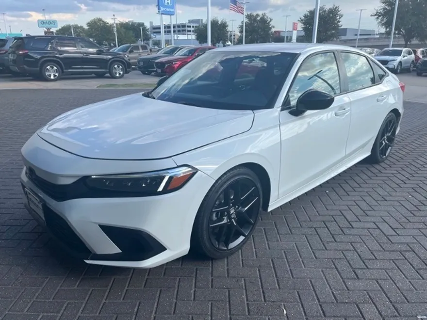 2024 Honda Civic Sport photo 1