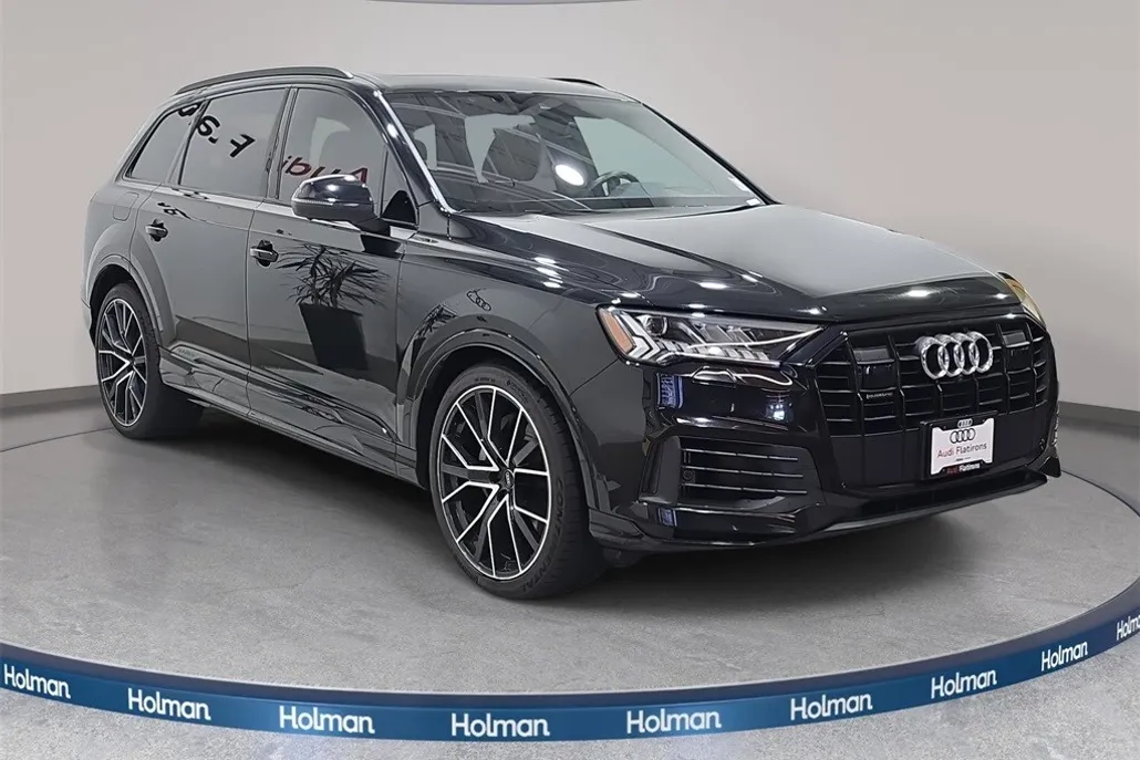 2020 Audi Q7 55 Prestige photo 1