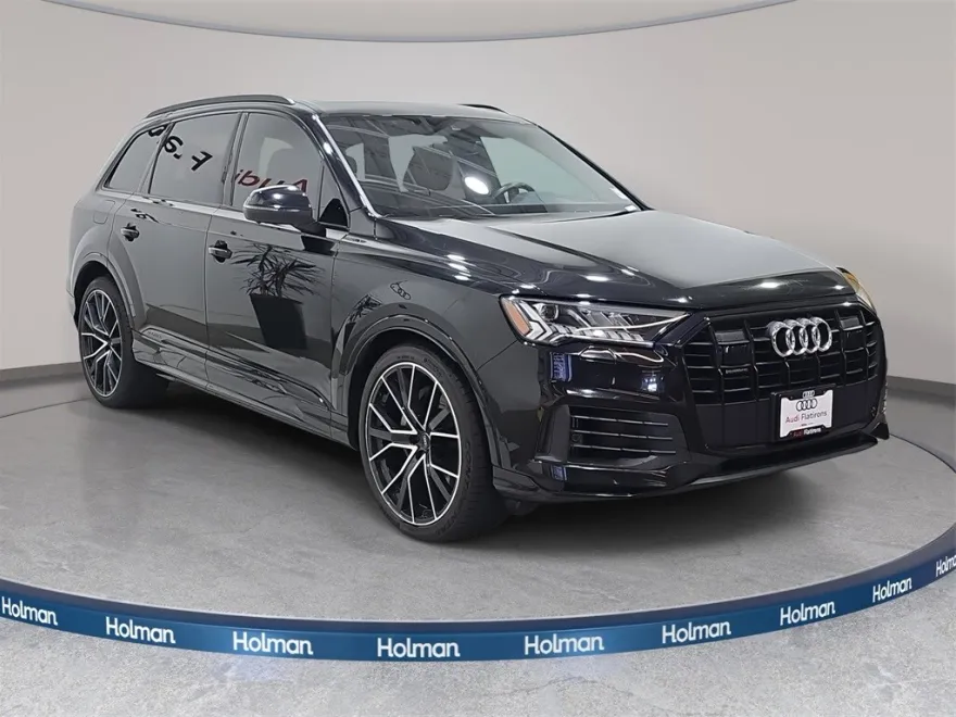 2020 Audi Q7 55 Prestige photo 1