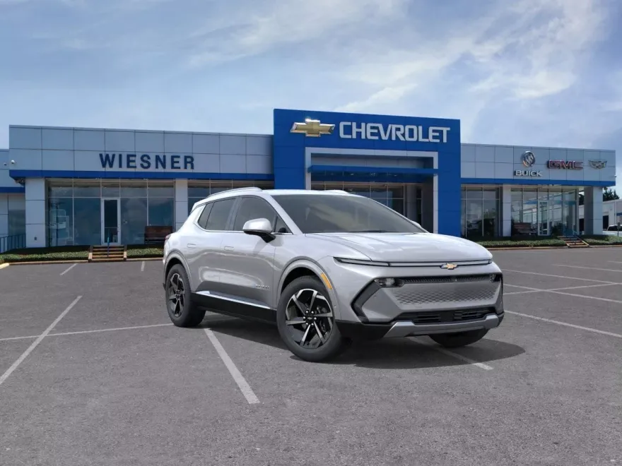 2025 Chevrolet Equinox EV 1LT photo 1