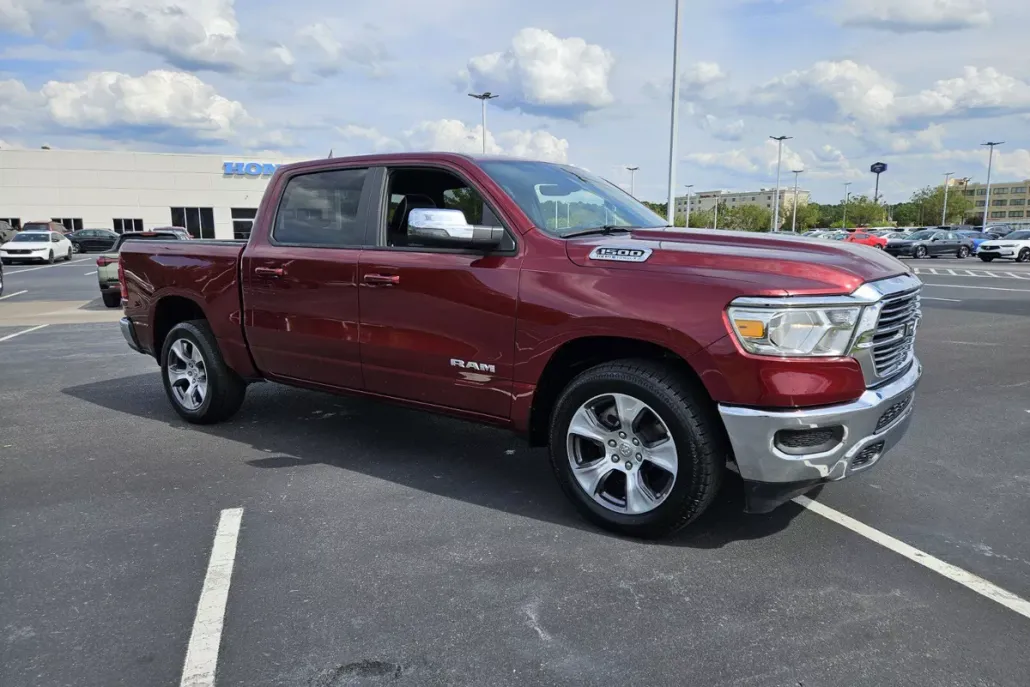 2024 Ram 1500 Laramie photo 1