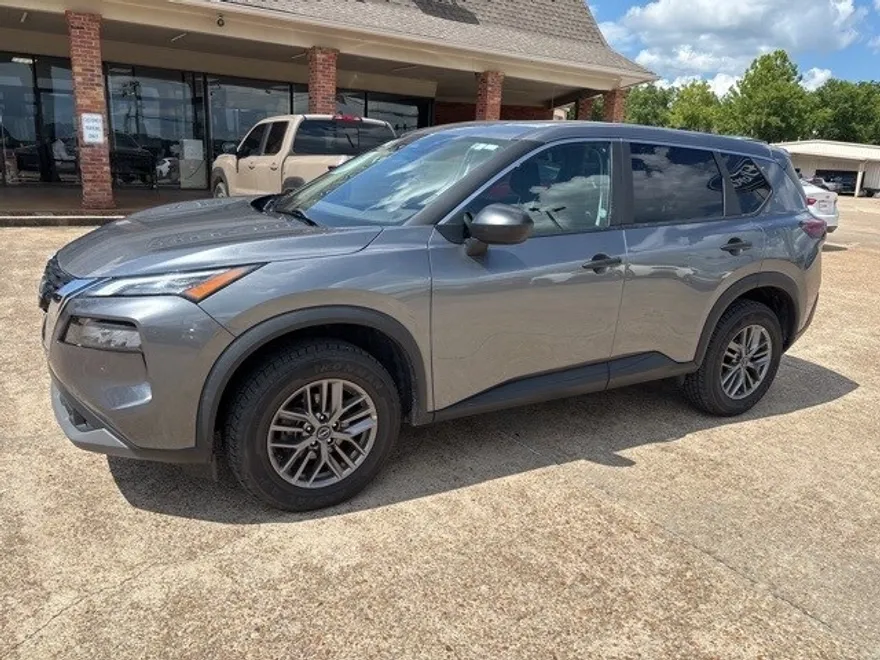 2023 Nissan Rogue S photo 1