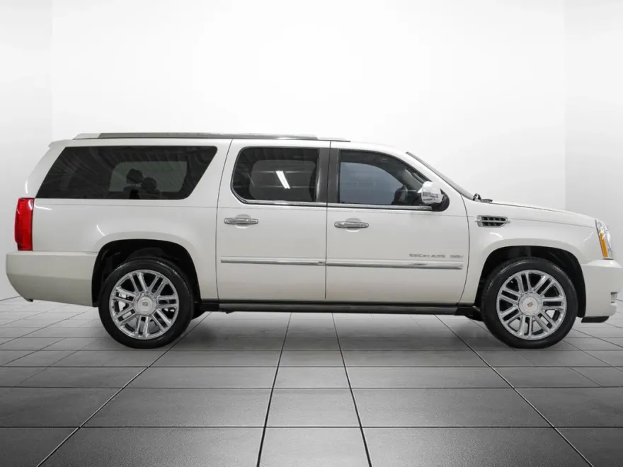 2013 Cadillac Escalade ESV Platinum Sport photo 1
