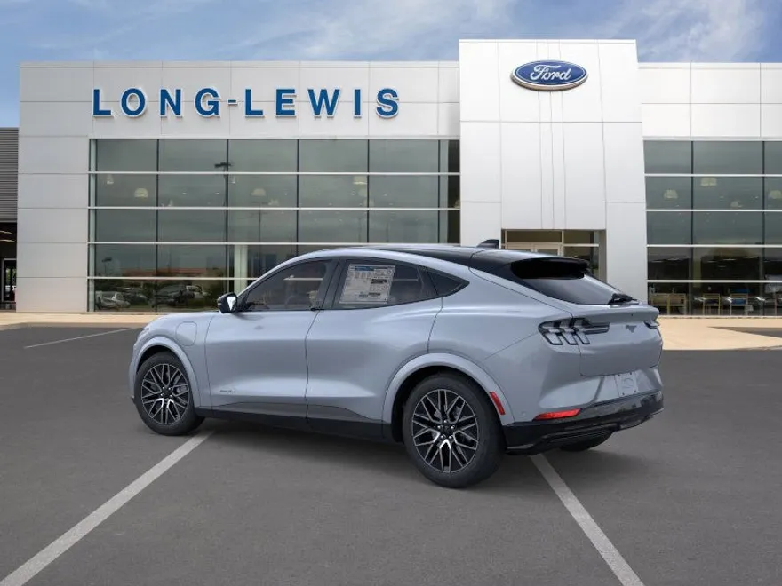 2025 Ford Mustang Mach-E Premium photo 1