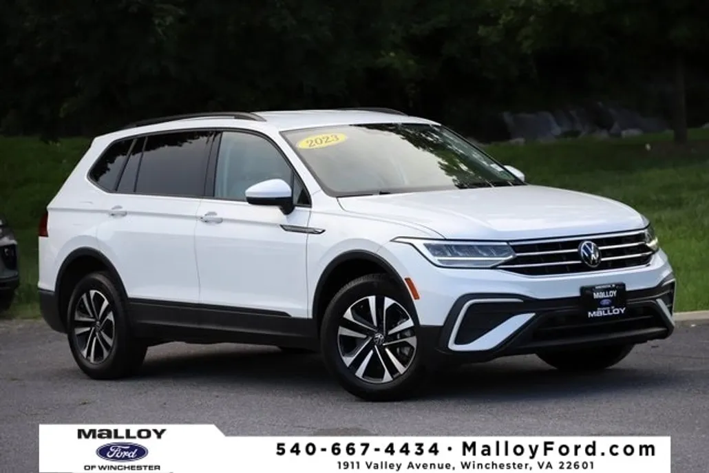 2023 Volkswagen Tiguan S photo 1