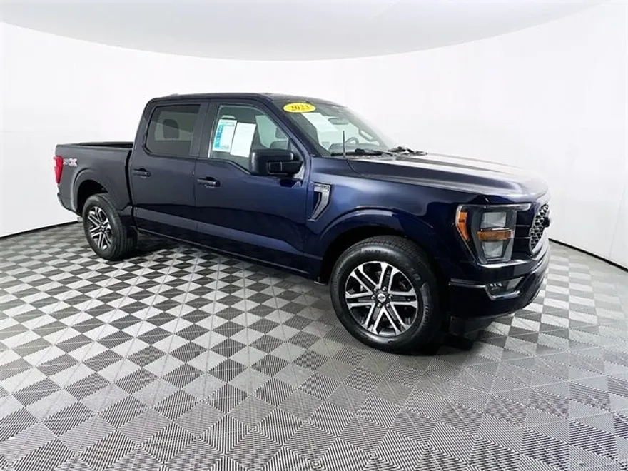 2023 Ford F-150 XL photo 1