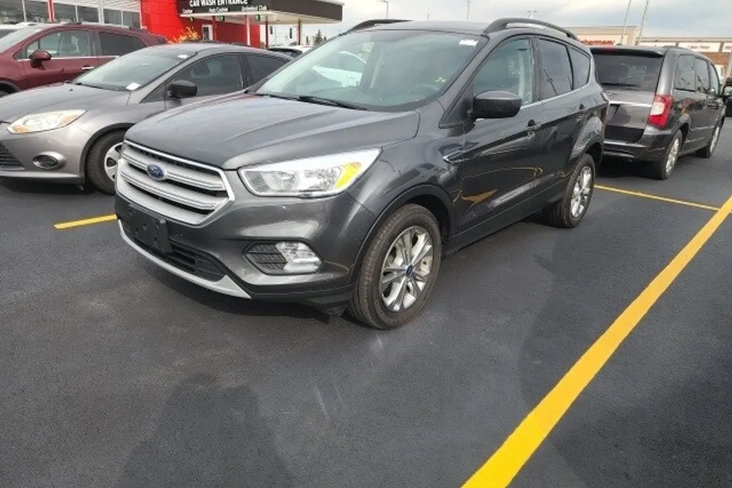 2018 Ford Escape SE photo 1