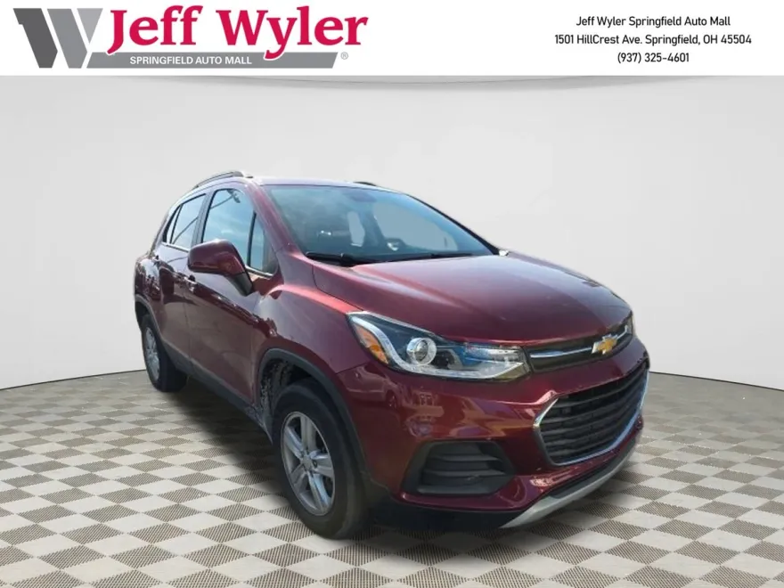 2022 Chevrolet Trax LT photo 1