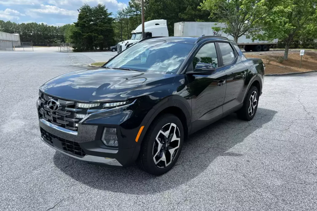 2024 Hyundai Santa Cruz Limited photo 1