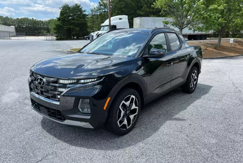 2024 Hyundai Santa Cruz Limited photo 1