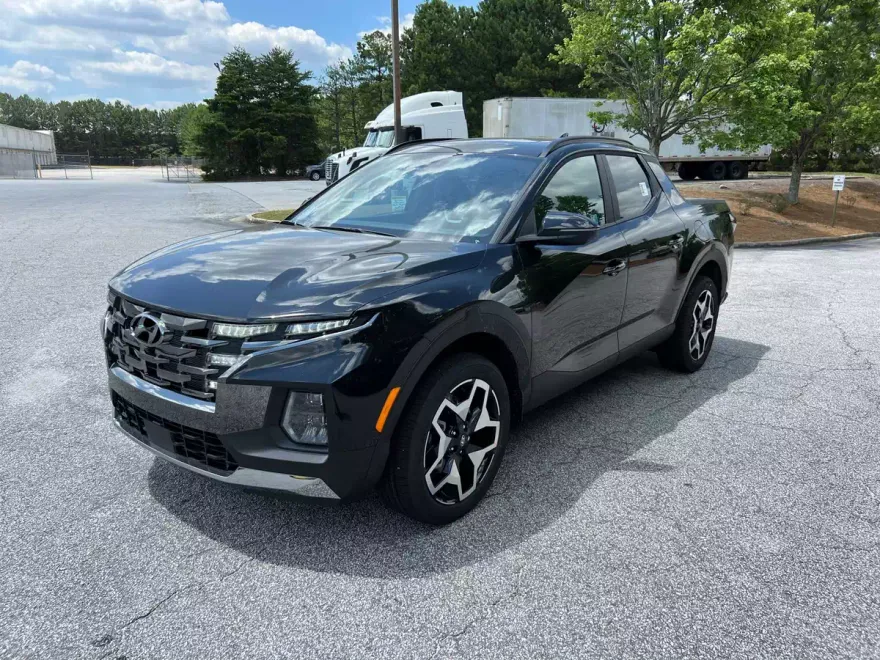 2024 Hyundai Santa Cruz Limited photo 1
