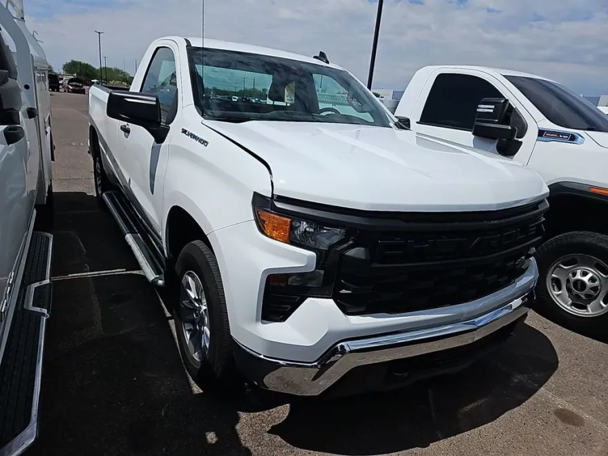 2024 Chevrolet Silverado 1500 photo 1