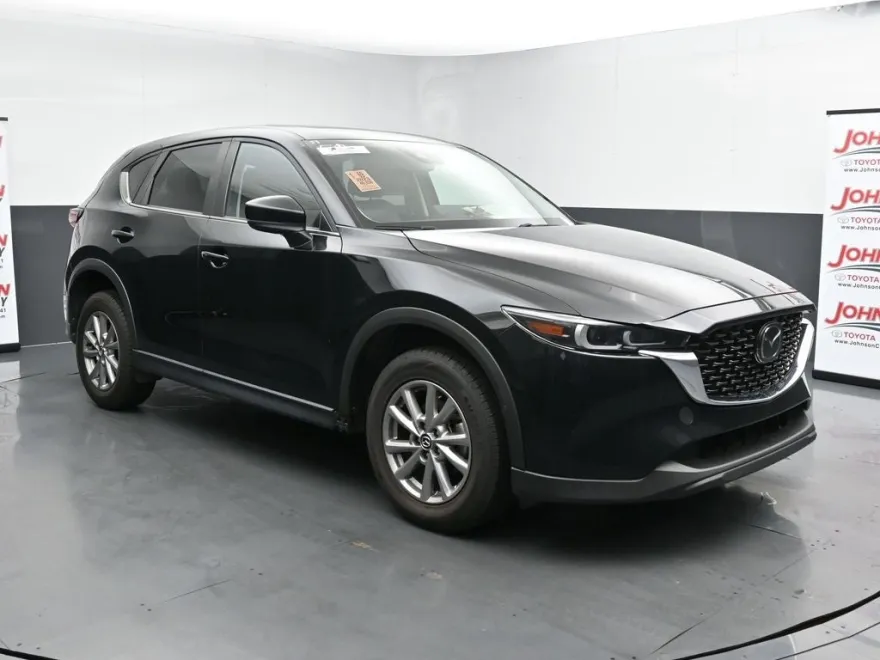 2023 Mazda CX-5 2.5 S Preferred photo 1