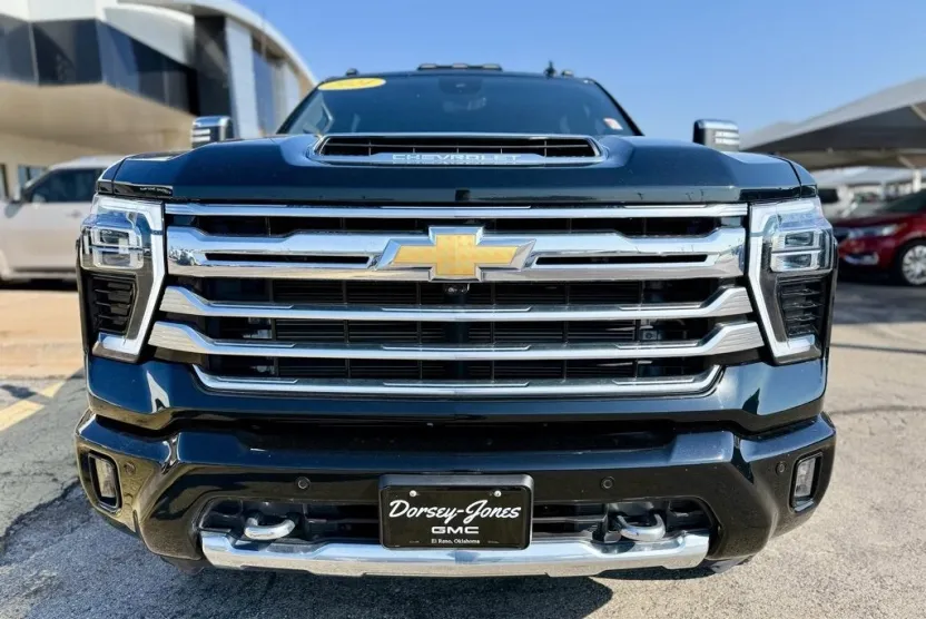2024 Chevrolet Silverado 3500HD High Country photo 1