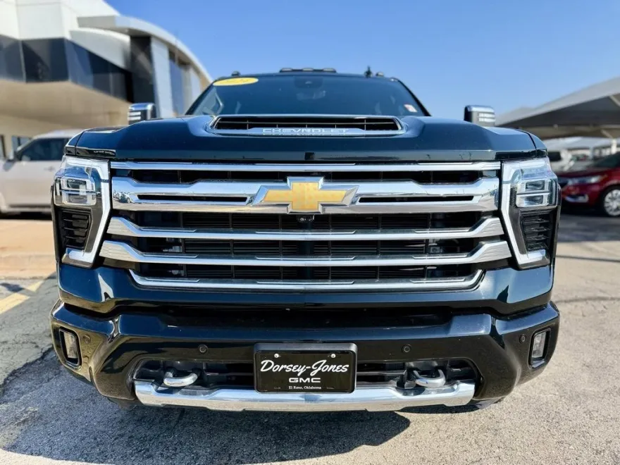 2024 Chevrolet Silverado 3500HD High Country photo 1