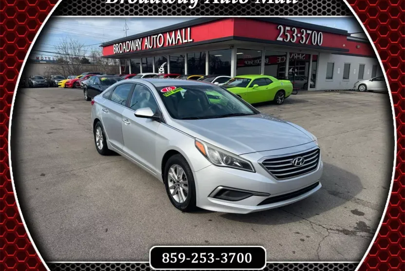 2016 Hyundai Sonata SE photo 1