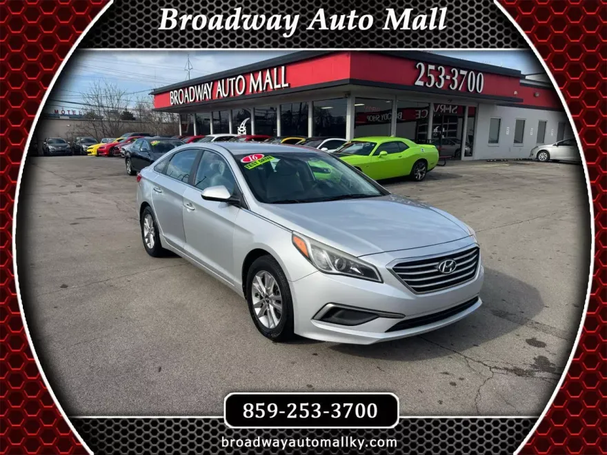 2016 Hyundai Sonata SE photo 1