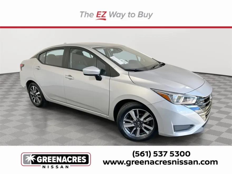2023 Nissan Versa 1.6 SV photo 1