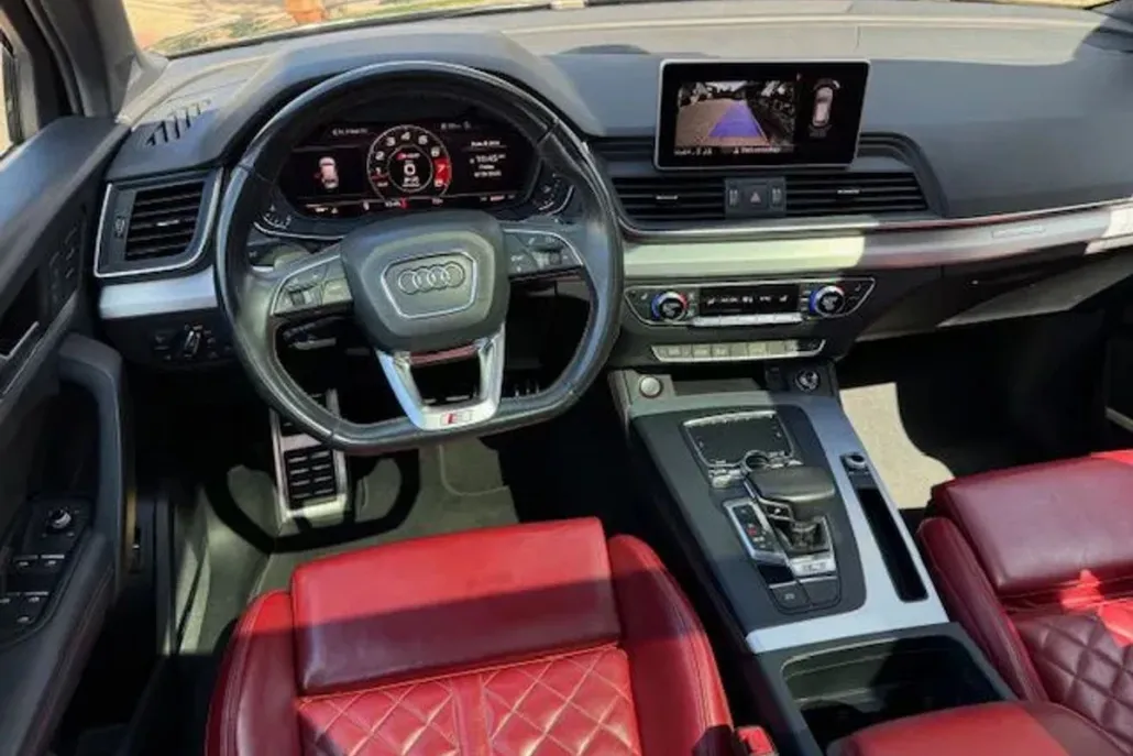 2018 Audi SQ5 Premium Plus photo 1