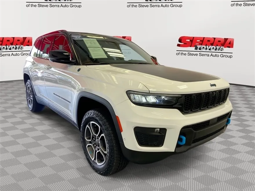 2023 Jeep Grand Cherokee Trailhawk 4xe photo 1