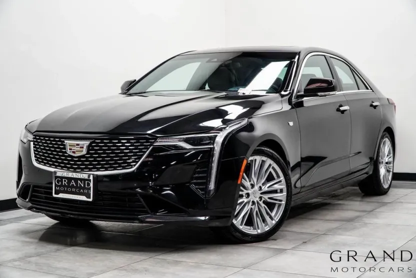 2023 Cadillac CT4 Premium Luxury photo 1