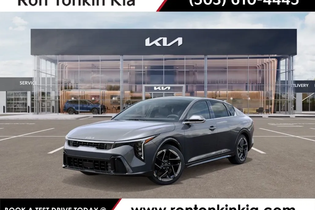 2025 Kia K4 GT-Line photo 1