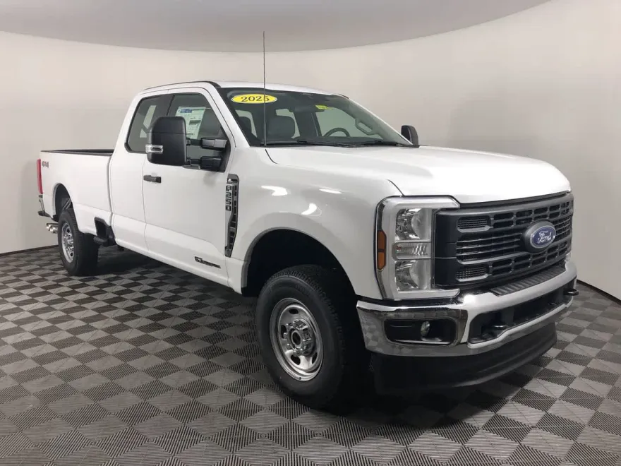 2025 Ford F-250 XL photo 1