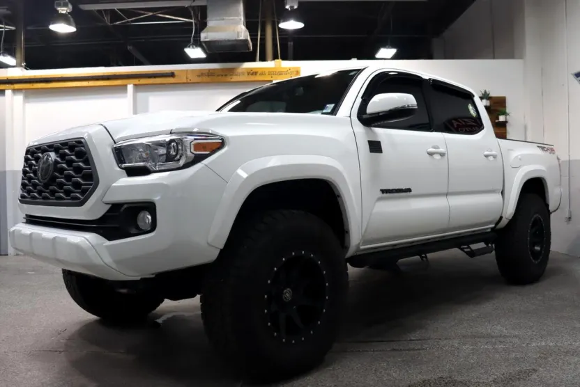 2021 Toyota Tacoma TRD Sport Double Cab V6 photo 1