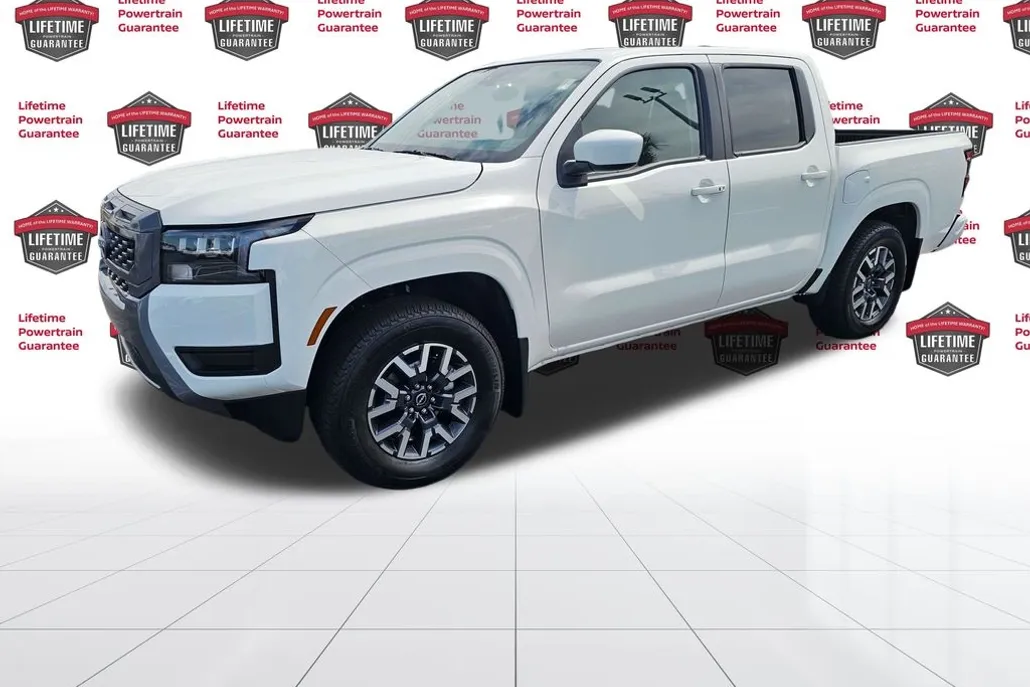 2026 Nissan Frontier SV photo 1