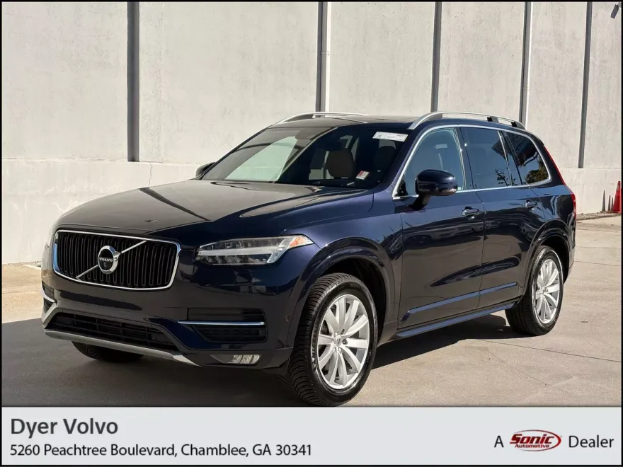 2016 Volvo XC90 T6 Momentum photo 1