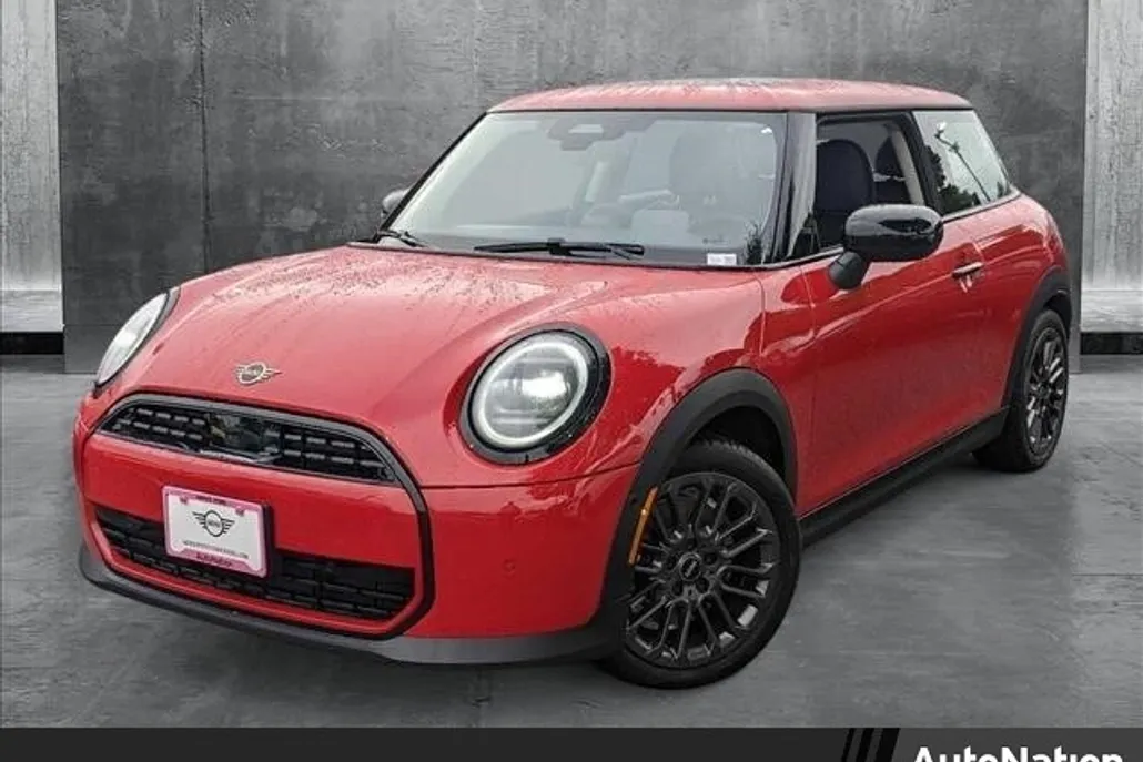 2025 Mini Cooper Signature photo 1