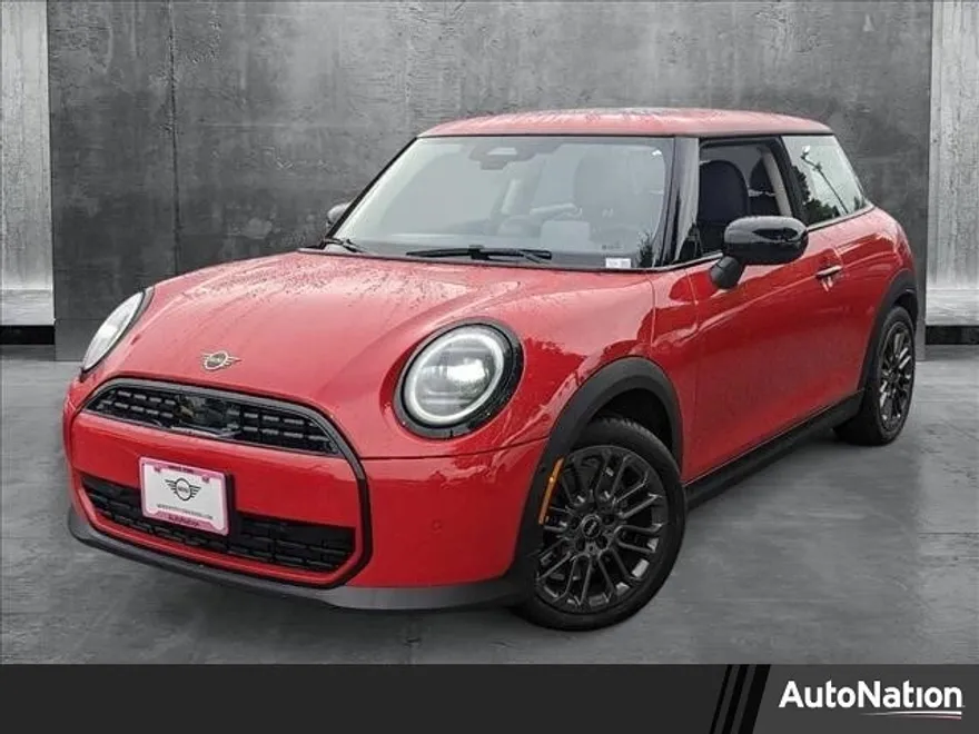 2025 Mini Cooper Signature photo 1