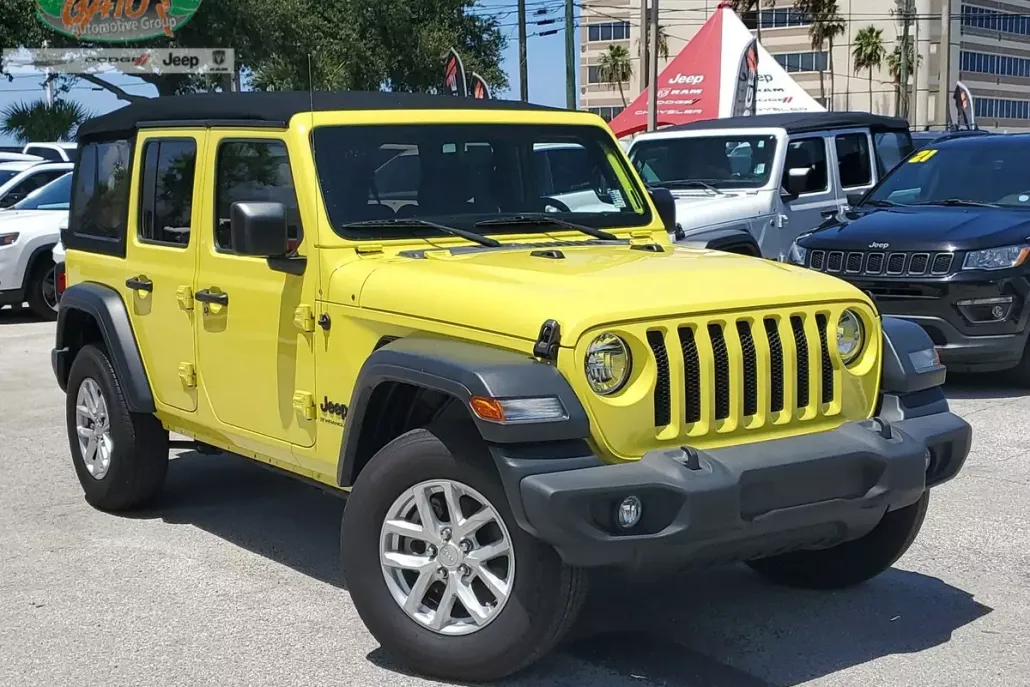 2023 Jeep Wrangler Sport S photo 1