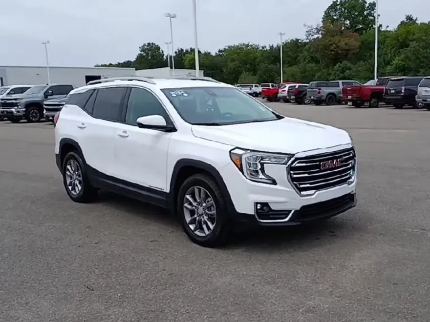 2024 Gmc Terrain SLT photo 1
