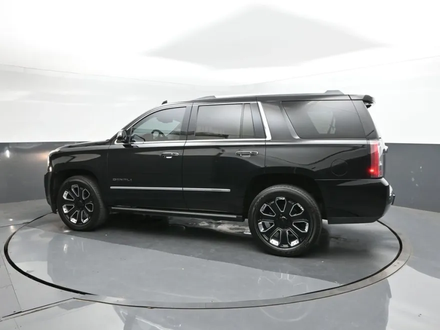 2019 Gmc Yukon Denali photo 1