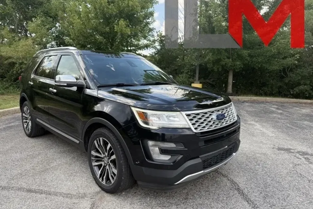 2016 Ford Explorer Platinum photo 1