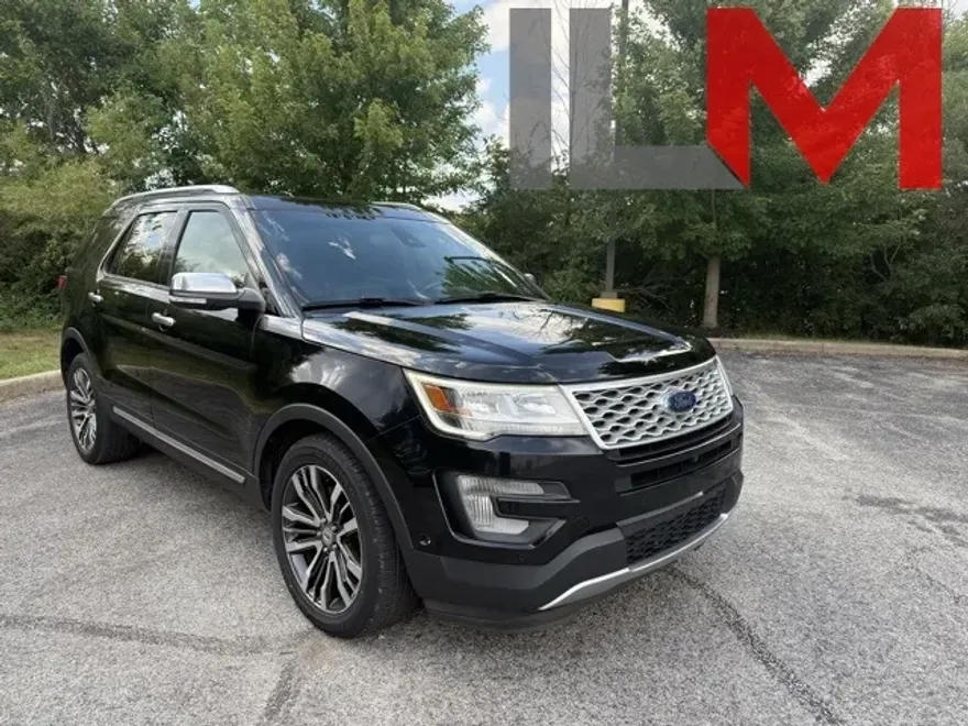 2016 Ford Explorer Platinum photo 1