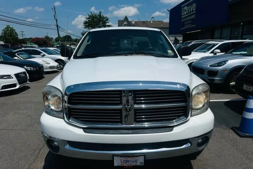 2007 Dodge Ram Laramie photo 1
