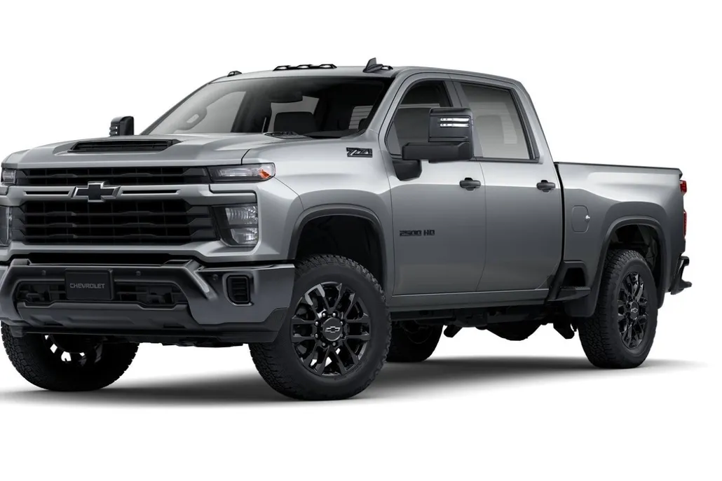 2025 Chevrolet Silverado 2500HD Custom photo 1