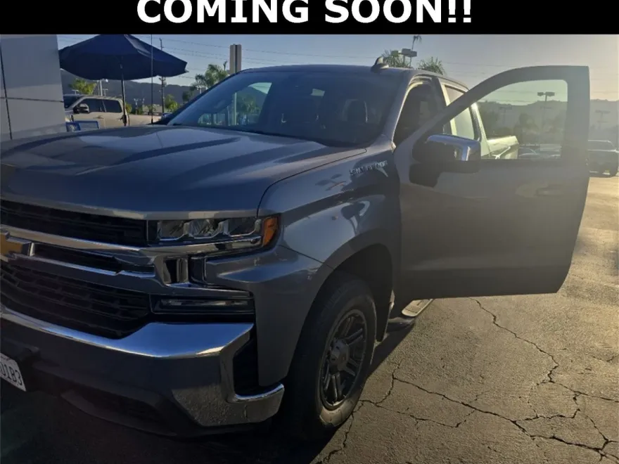 2020 Chevrolet Silverado LT photo 1