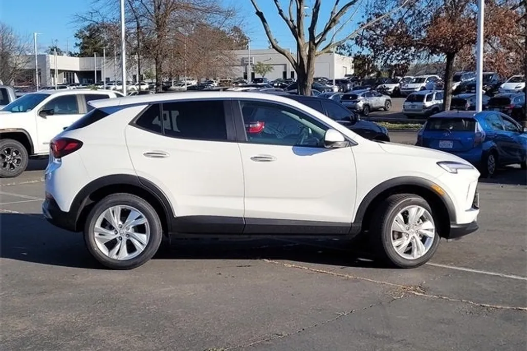 2025 Buick Encore GX Preferred photo 1