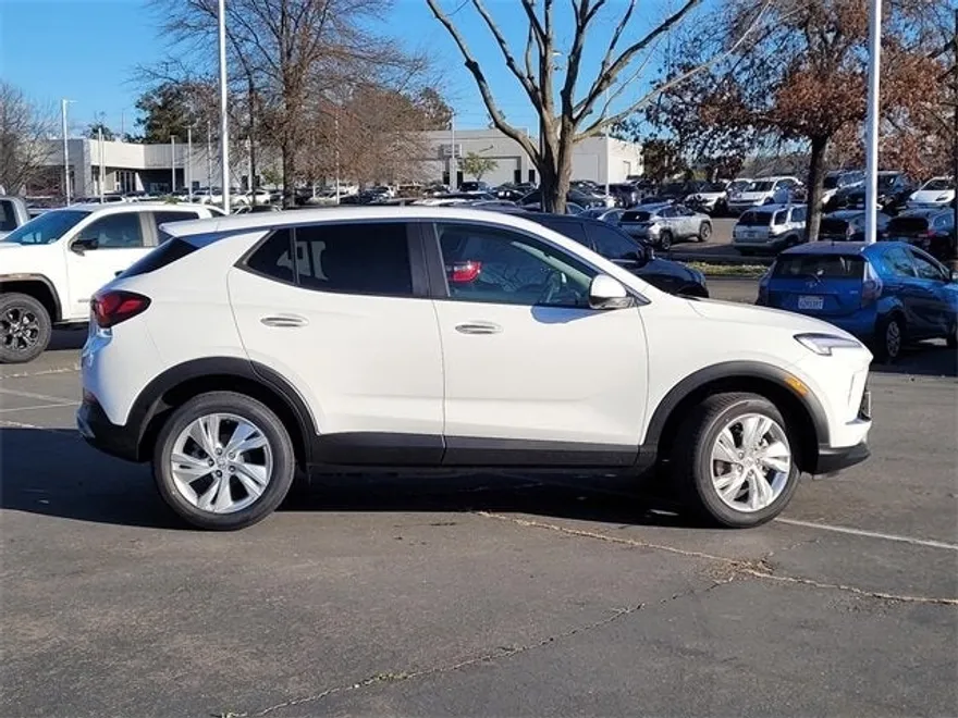 2025 Buick Encore GX Preferred photo 1