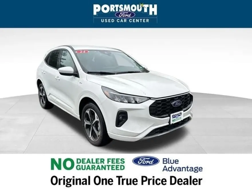 2024 Ford Escape ST-Line Select photo 1