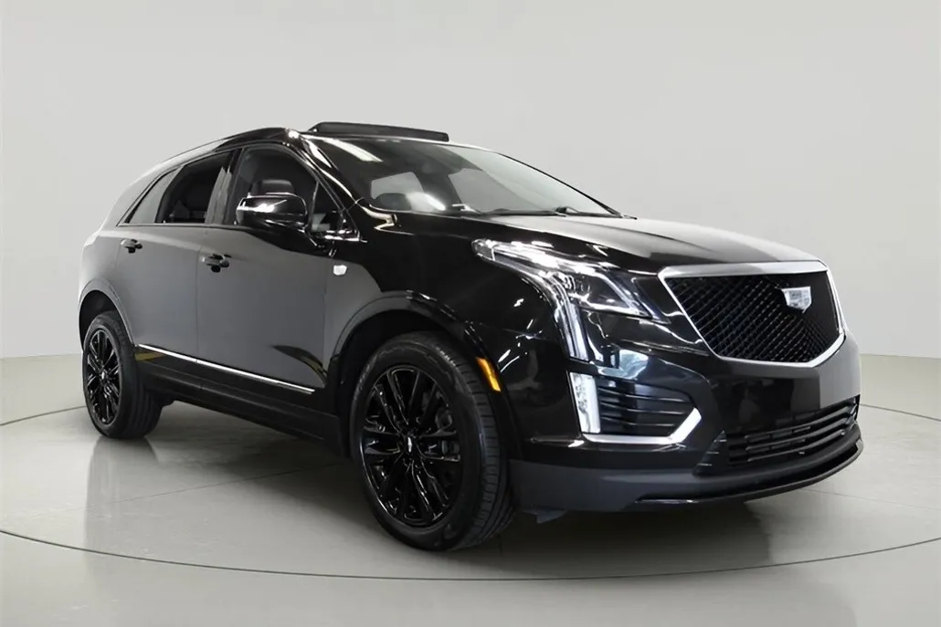 2021 Cadillac XT5 Sport photo 1